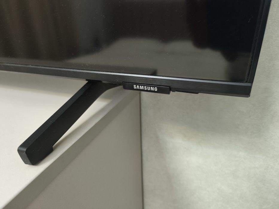Samsung UE43DU8000u