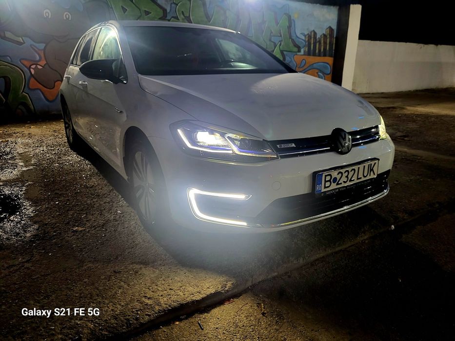 VOLKSWAGEN e-Golf 2019 — imagine 2