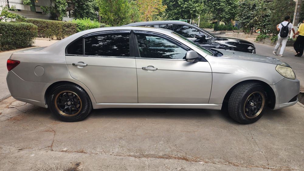 Авто Epica 2009г