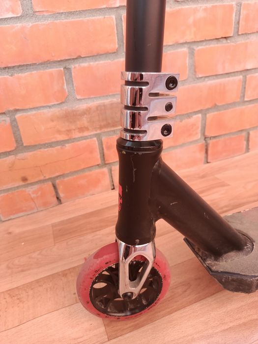 Продам трюковой самокат KILLER