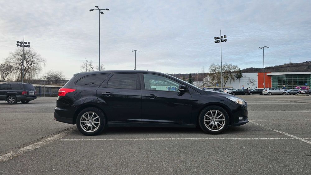 Ford Focus 1.5 Automat / AC / Navi / 120 CP