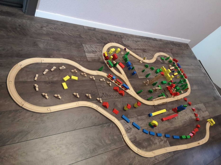 Trenulet de lemn  Einchornchen din Austria