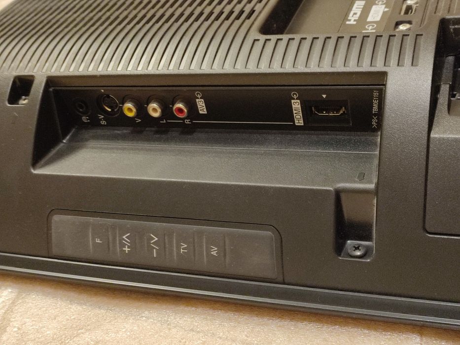 Телевизор LCD Panasonic VIERA 37