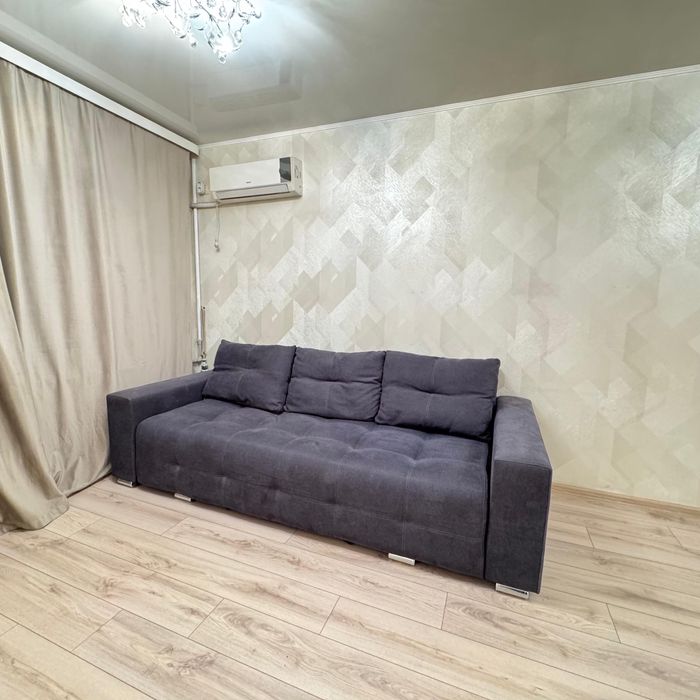 Диван в хорошем состояний