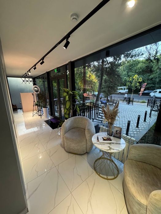 Комерческое помещения Эльбек, Виноград