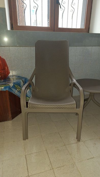 Комплект 2 градински стола и масичка (Net Lounge chair)