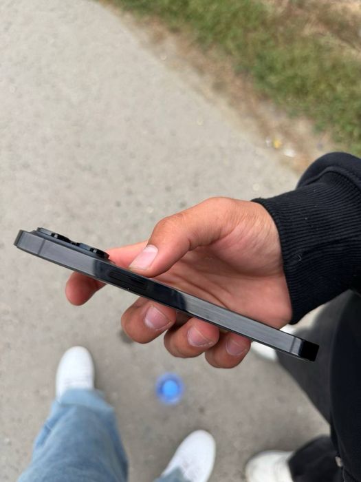 Iphone 14 pro 78% аккум