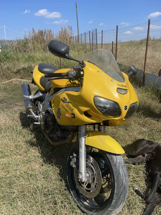 Vand Suzuki 650 4000 lei mai si negociez