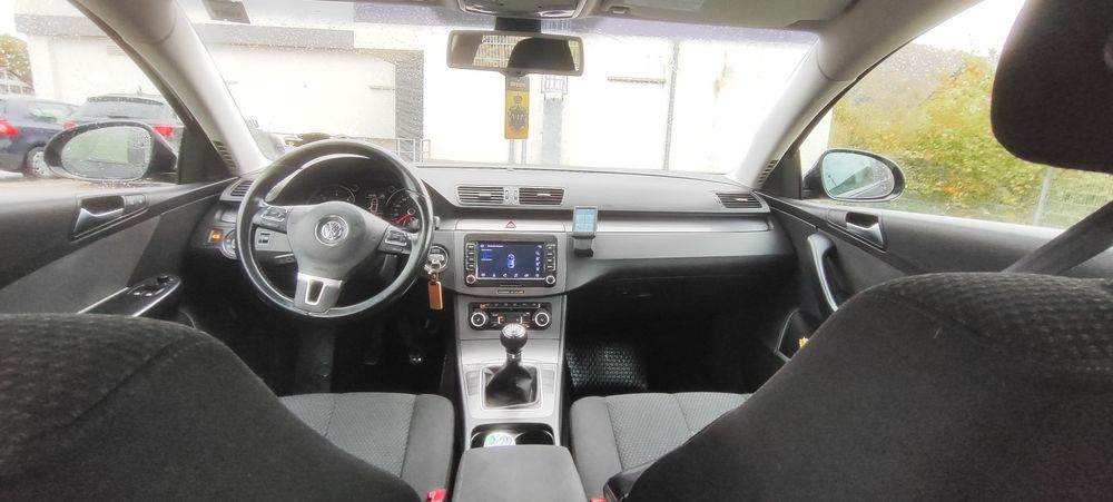 VOLKSWAGEN Passat 2010 — imagine 9