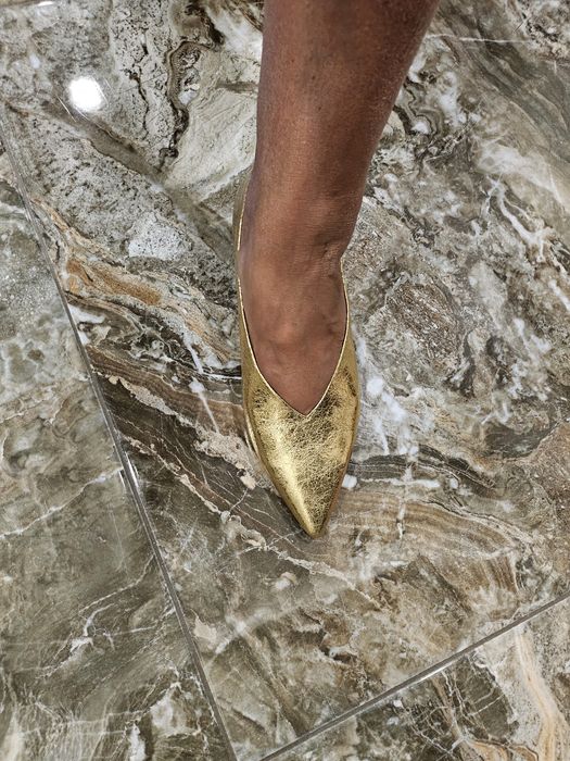 Златни, дамски, естествена кожа официални обувки