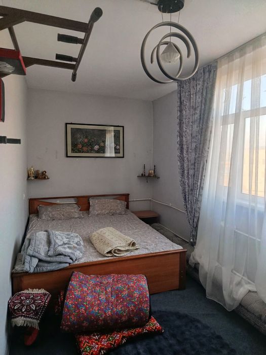 Обмен , меняю на дачу и дом предлагайте варианты .