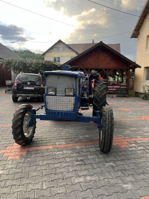 Tractor ladini special 8500