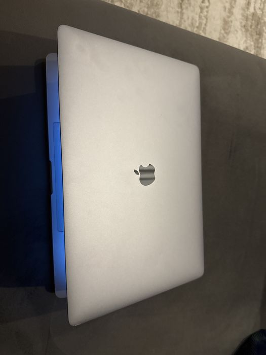 Macbook PRO 2019 16”