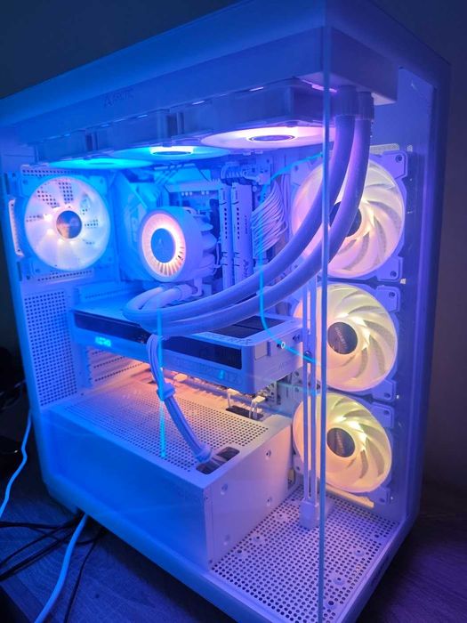 ТОП Gaming PC – RTX 5080, Ryzen 9800X3D, 64GB DDR5, 2 ГОДИНИ ГАРАНЦИЯ!