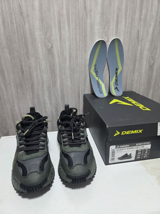 Кроссовки DEMIX полуботинки