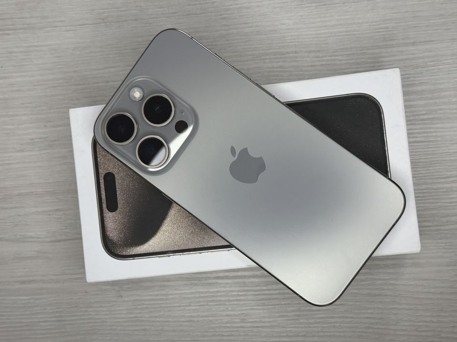 IPhone 15 pro 256гб
