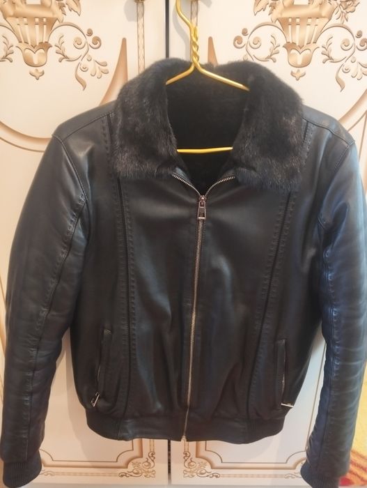 Продам кожанную куртку