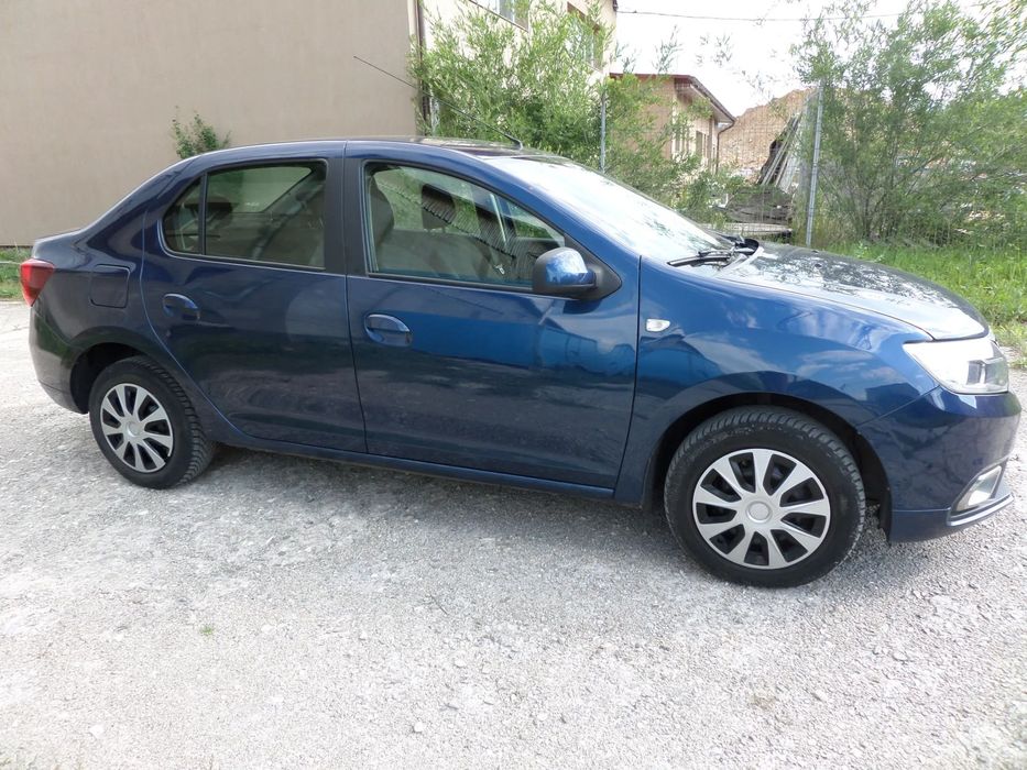 Dacia Logan 0,9 in stare foarte buna cu carte service.