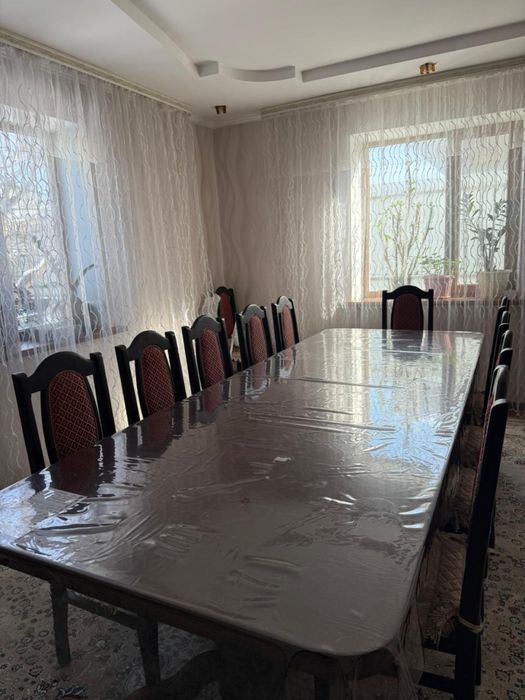 Стол , и ,стулья