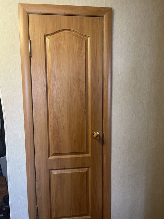 Продам межкомнатные двери