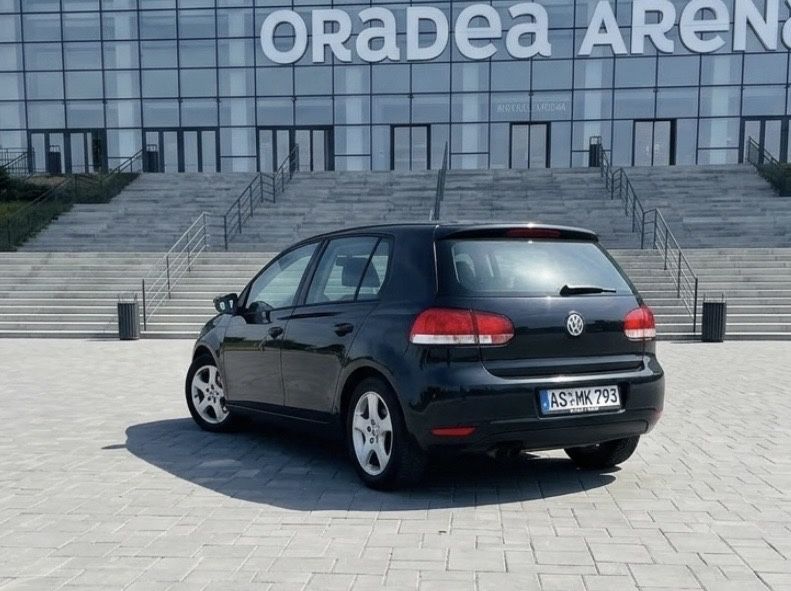 VOLKSWAGEN Golf 2011 — imagine 4