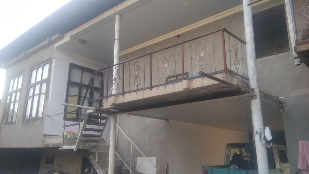 Nazarbek tekstil tarozi koʻcha yuzida hamma baland  imora 8 xonali