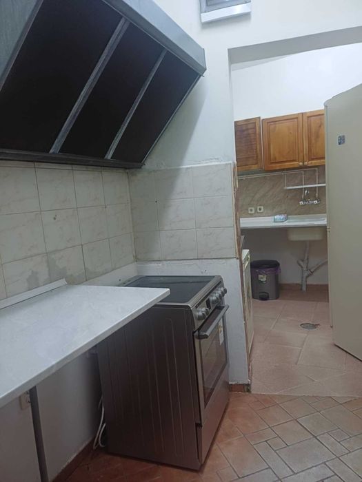 Готово заведение под наем - кафе / лека кухня / пицария + тераса