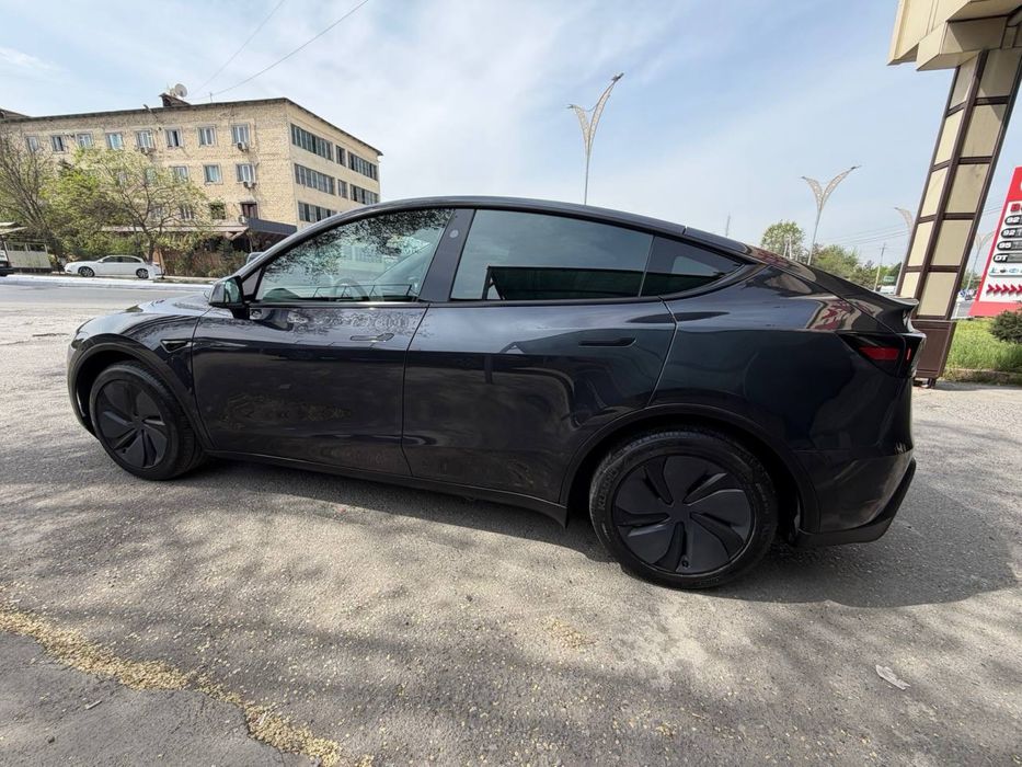 Tesla model Y Juniper