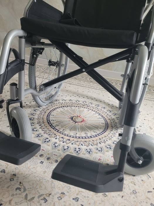 Коляска для инвалидов