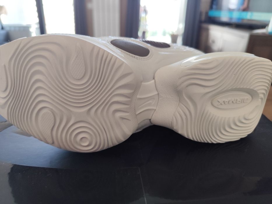 Нови дамски маратонки Nike W Air Max Muse размер 40
