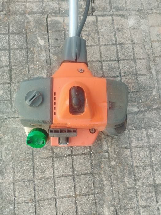Моторна коса Husqvarna 323 R II