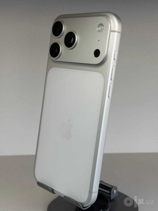 Срочно продается Iphone 17 Pro Max Esim+Esim , 256Gb, White, 100%.