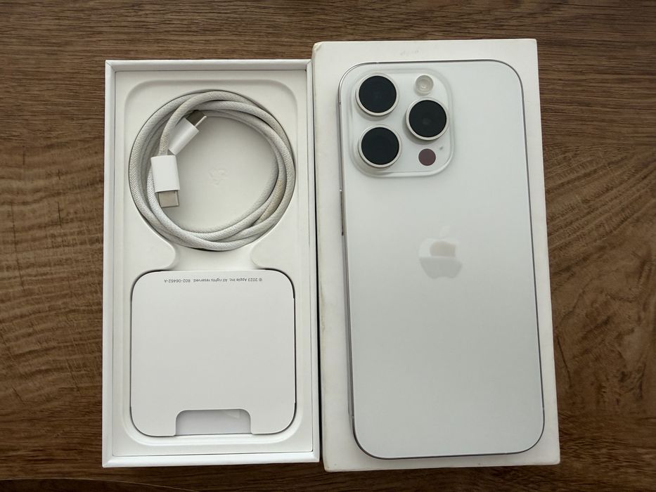 iPhone 15 Pro в гаранция до 07.2027г.