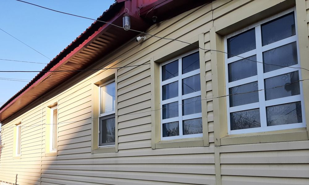 Продам металлосайдинг б/у 2000  кв.м