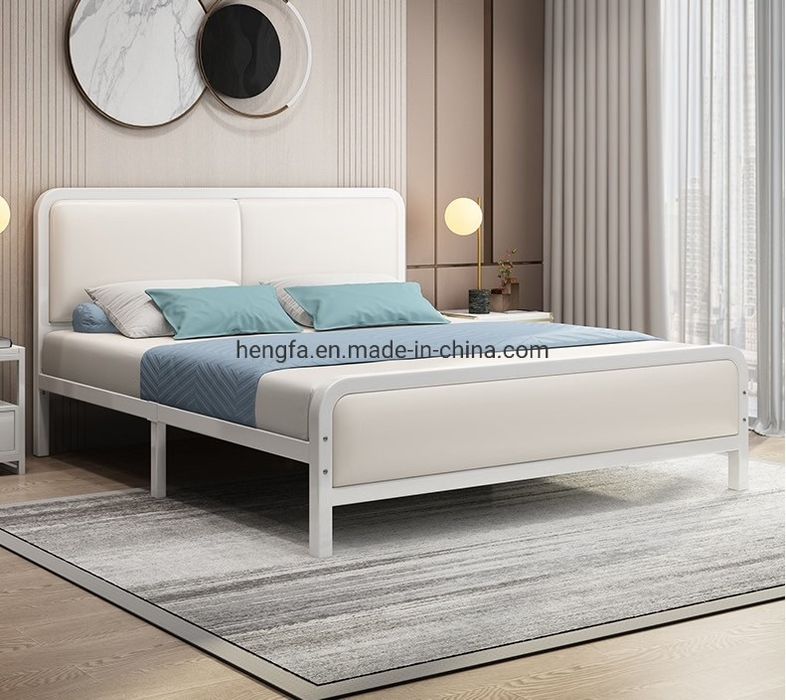 Современные металлические кровать