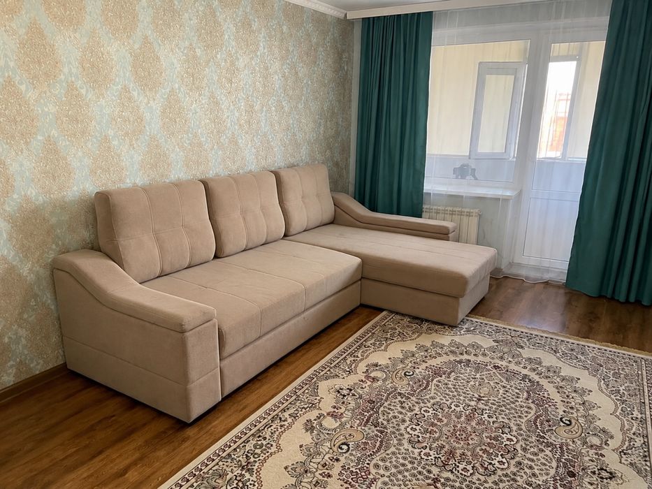 Продам диван угловой
