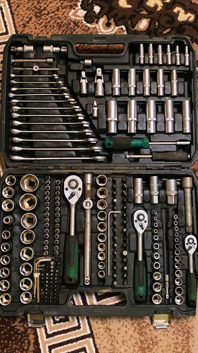 Продам набор головок