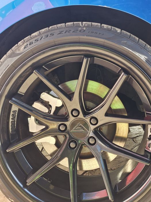 Jante Ferrada FR2 5 x 114.3 R20