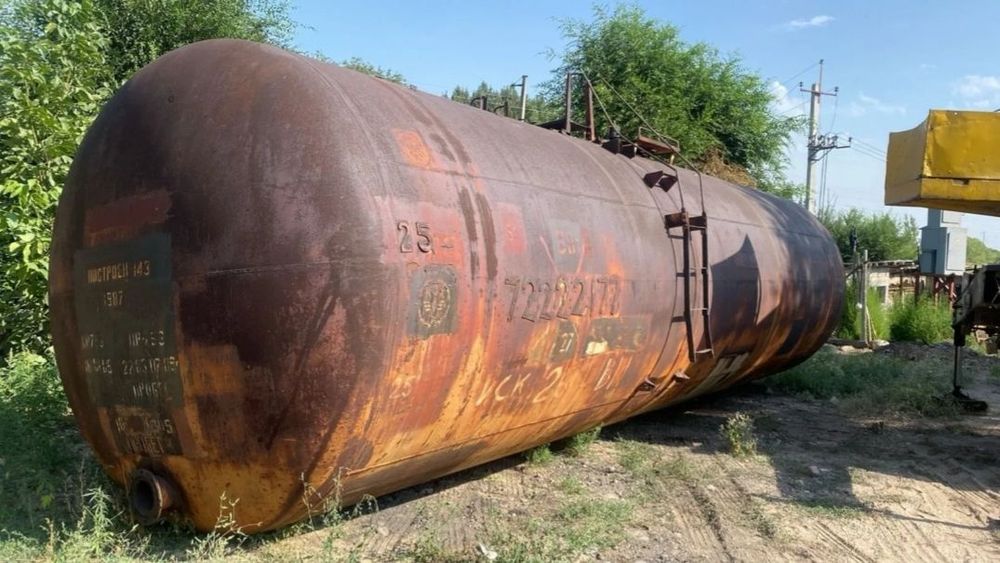 ЦИСТЕРНЫ ёмкосьти вагонные.