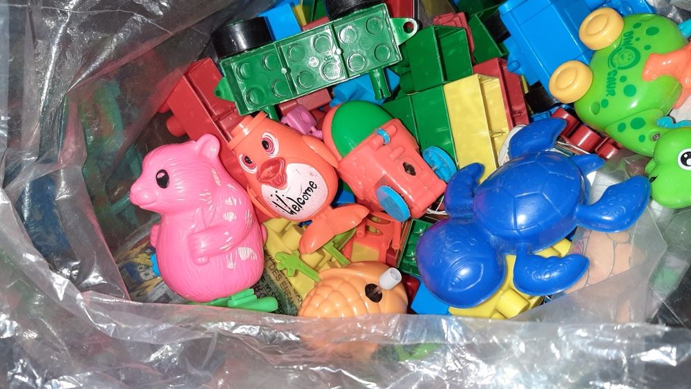 Cuburi de construit,tăblițe de scris