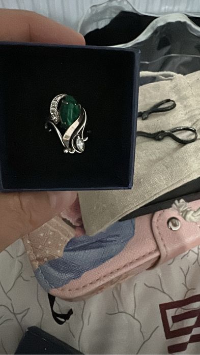 Продам серебро,браслет серьги