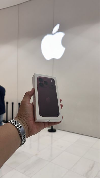 iPhone 18pro 256гб