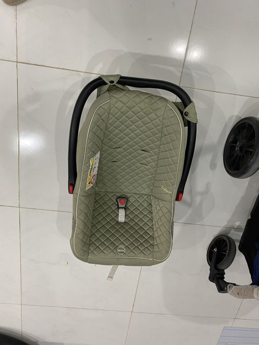 Коляска с автокреслом