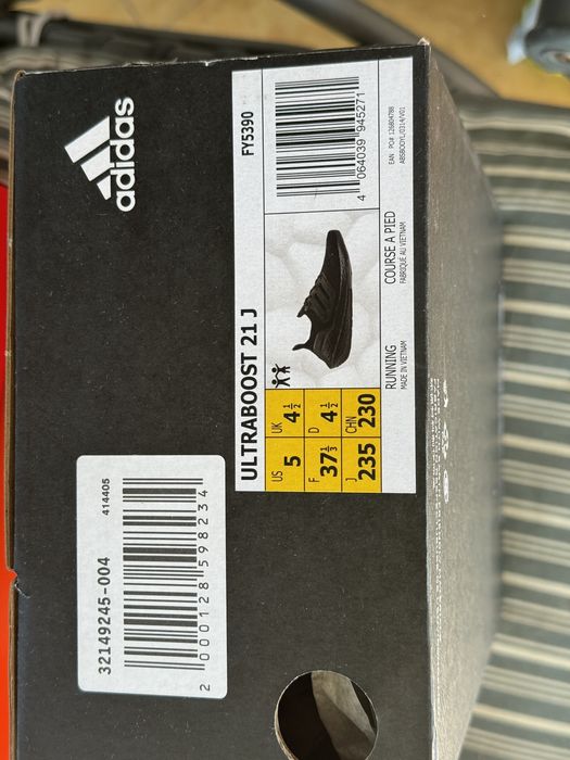 Adidas ultrabust black