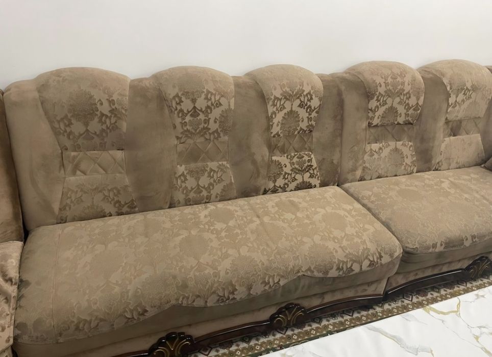 Продам диван 20000 тг