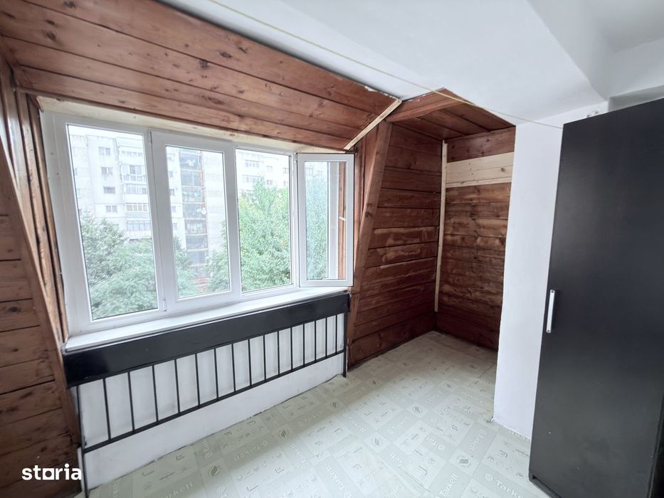 Apartament 4 camere ultracentral zona Junior
