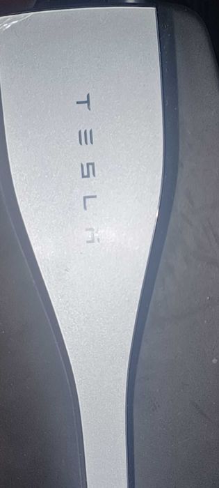 Vand statii pentru incarcare auto electrice