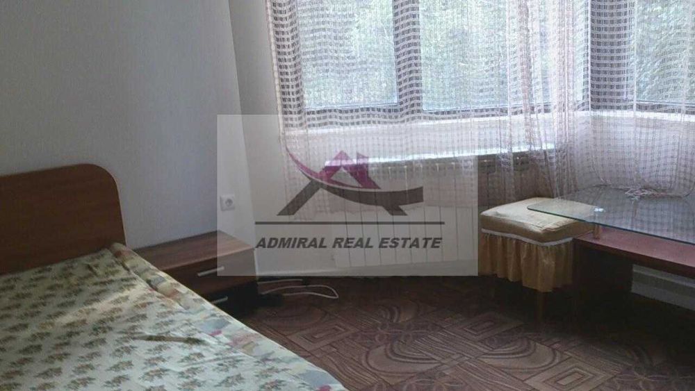 Дава се под наем Четиристаен апартамент в Варна, Базар Левски - 120 кв.м за 600 € - Снимка #3