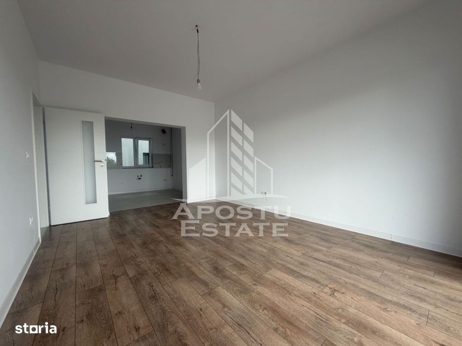 Apartament cu 3 camere, loc de parcare, la parter, in Giroc — fotografia 1