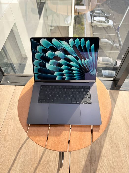 MacBook Pro 16